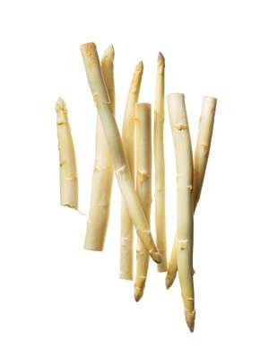 White asparagus photo by Kang Kim