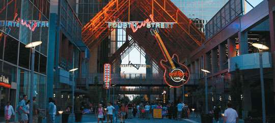Fourth Street Live!