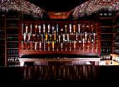 Hough's Bar & Restaurant