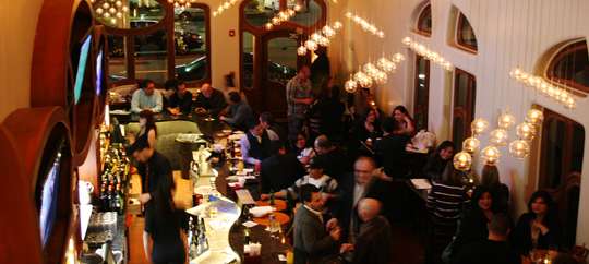Catas Restaurant and Bar