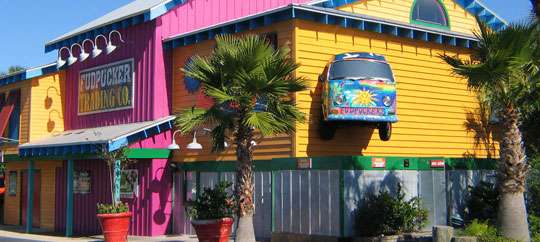 Fudpucker’s Beachside Bar & Grill