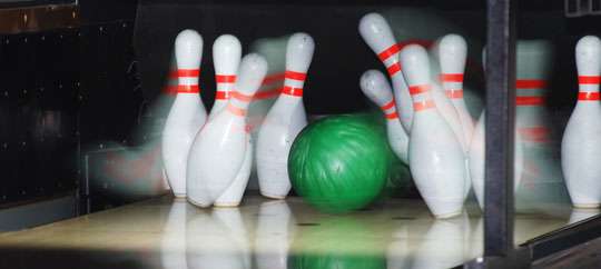RedPin Restaurant & Bowling Lounge