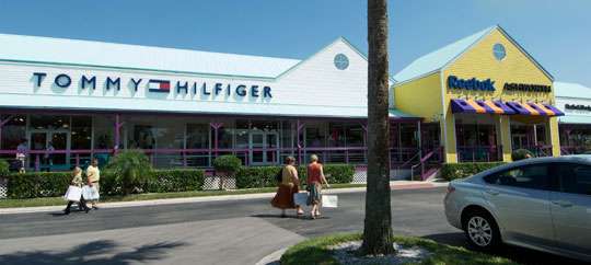 Tanger Outlet Center