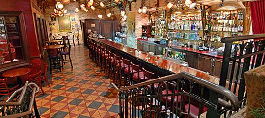 Roxy's Bar & Lounge