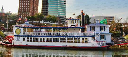 The Star of Knoxville Tennessee Riverboat