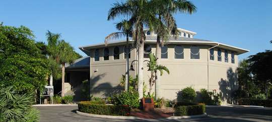The Bailey-Matthews Shell Museum