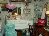 Treasures n’ Junk Antique Mall