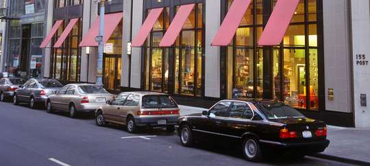 Gump's exterior