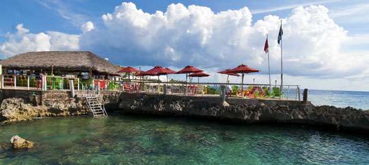Macabuca Tiki Bar Grand Cayman